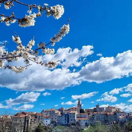 krevet i doručak Porta No Bale