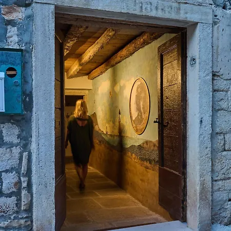 Alojamento de Acomodação e Pequeno-almoço Porta No Bale