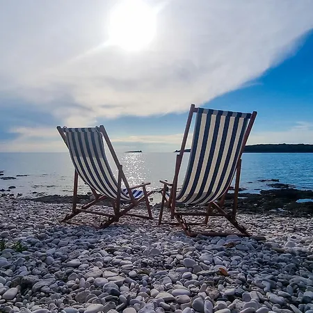 Porta No Alojamento de Acomodação e Pequeno-almoço 3*