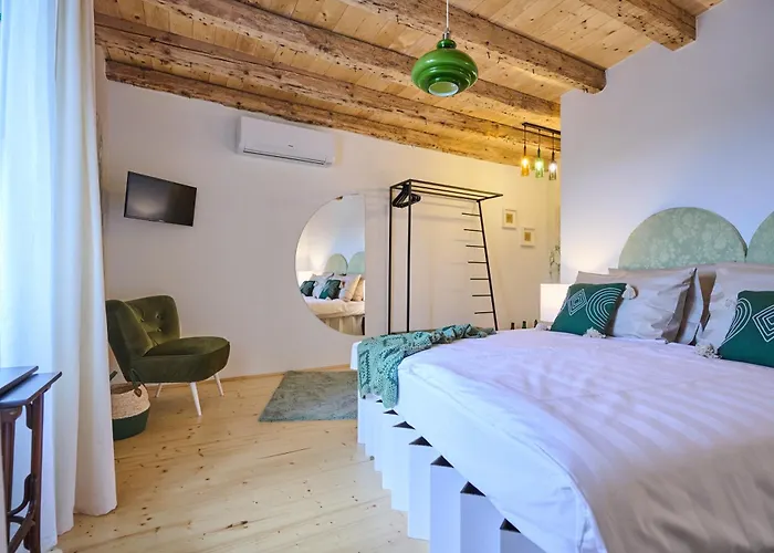 Porta No Bed & Breakfast